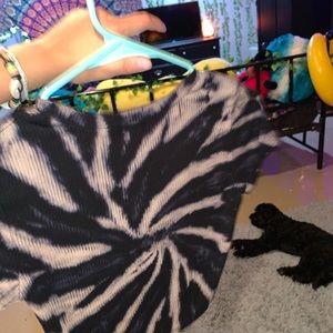 GARAGE cropped tee ! ✨